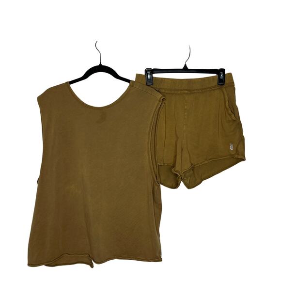 Free People Women's Lounge Set Size S Hot Shot Open Back Shorts Tank Tan - Picture 2 of 12